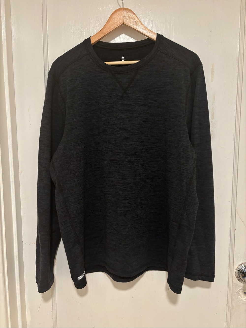 Free Country Black Heather Crewneck Pullover